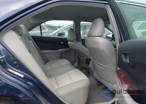 2014 Toyota Camry Xle V6 z USA, uszkodzony, nr VIN 4T1BK1FK4EU548094